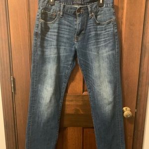 221 Original Straight- Lucky Brand men’s jeans